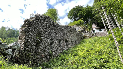 Picture of the Weir Wall of the Scharnstein Ruins